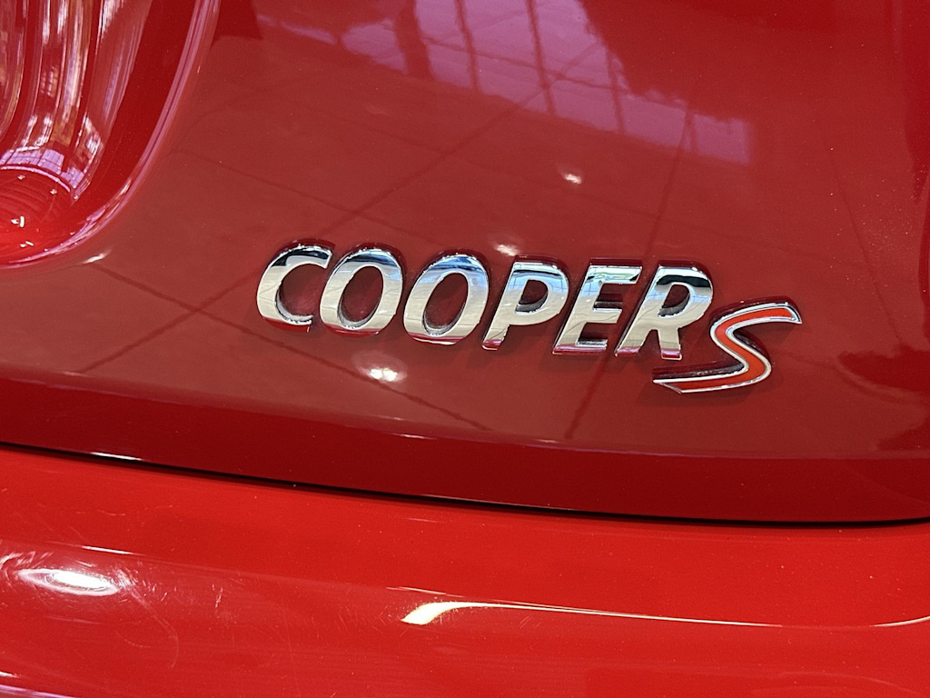Thumbnail: 2021 MINI Cooper - 30