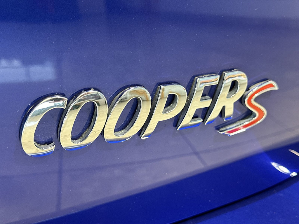 Thumbnail: 2021 MINI Cooper - 30