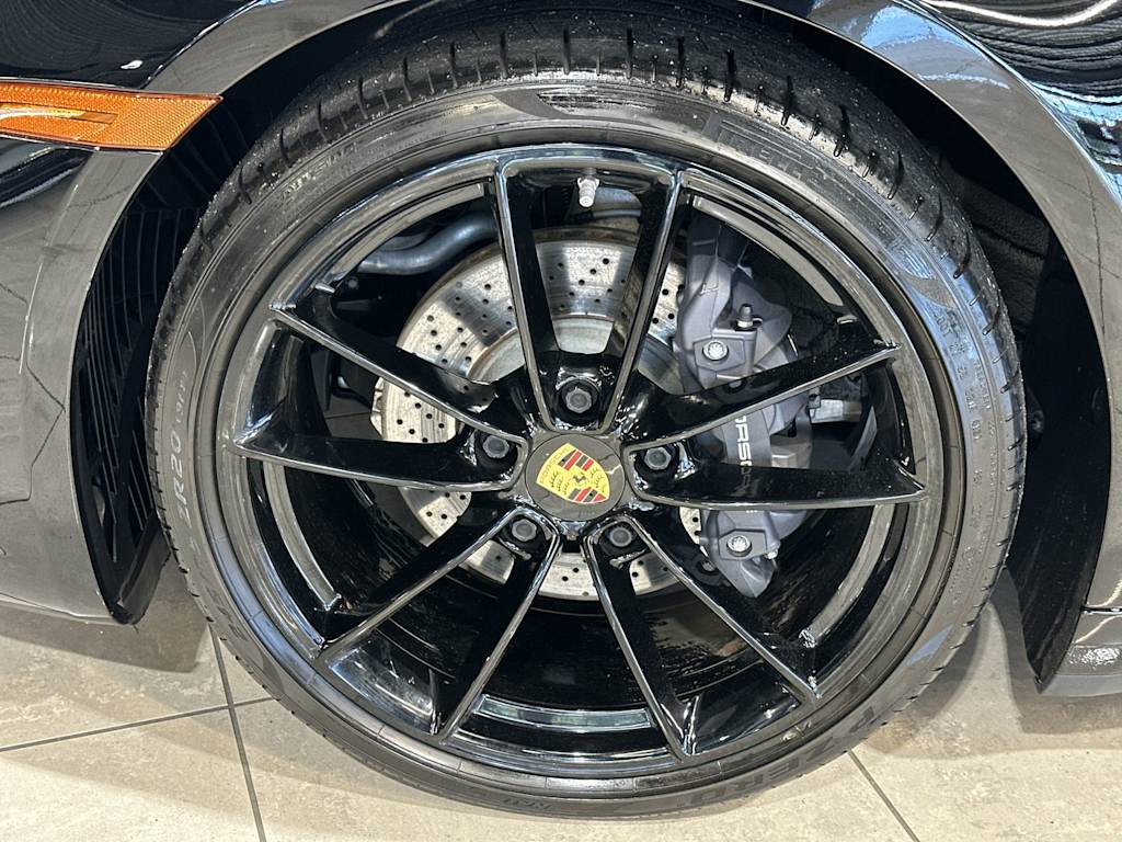 Thumbnail: 2021 Porsche 911 - 6
