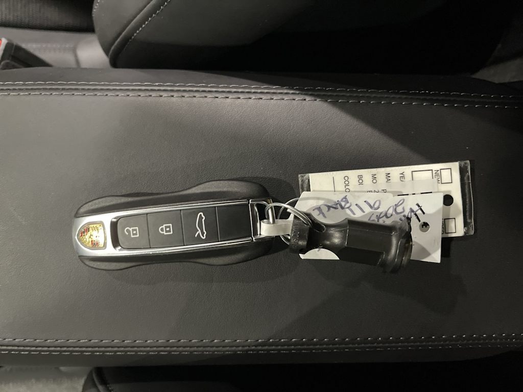 Thumbnail: 2023 Porsche 911 - 33