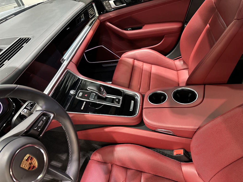 Thumbnail: 2023 Porsche Panamera - 13