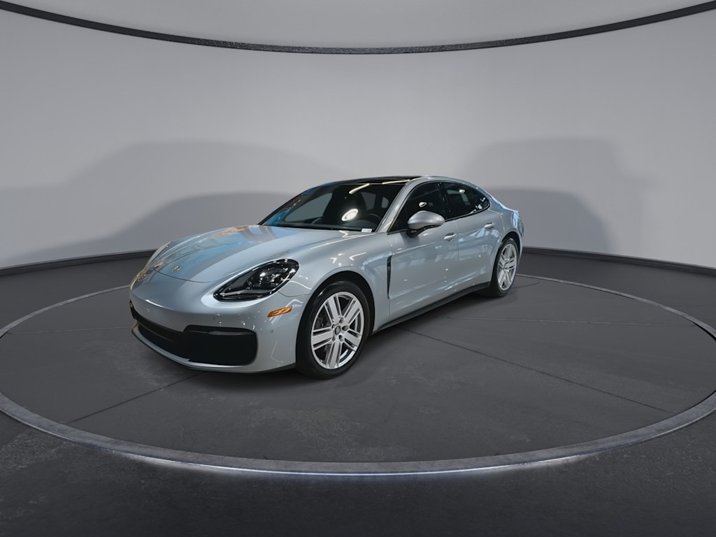 Thumbnail: 2023 Porsche Panamera - 19