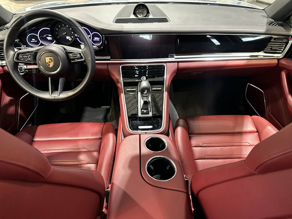 Thumbnail: 2023 Porsche Panamera - 2