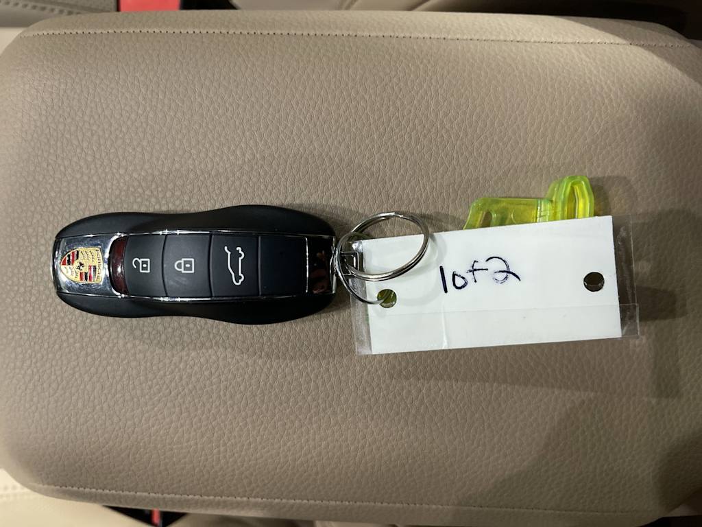 Thumbnail: 2024 Porsche Macan - 17