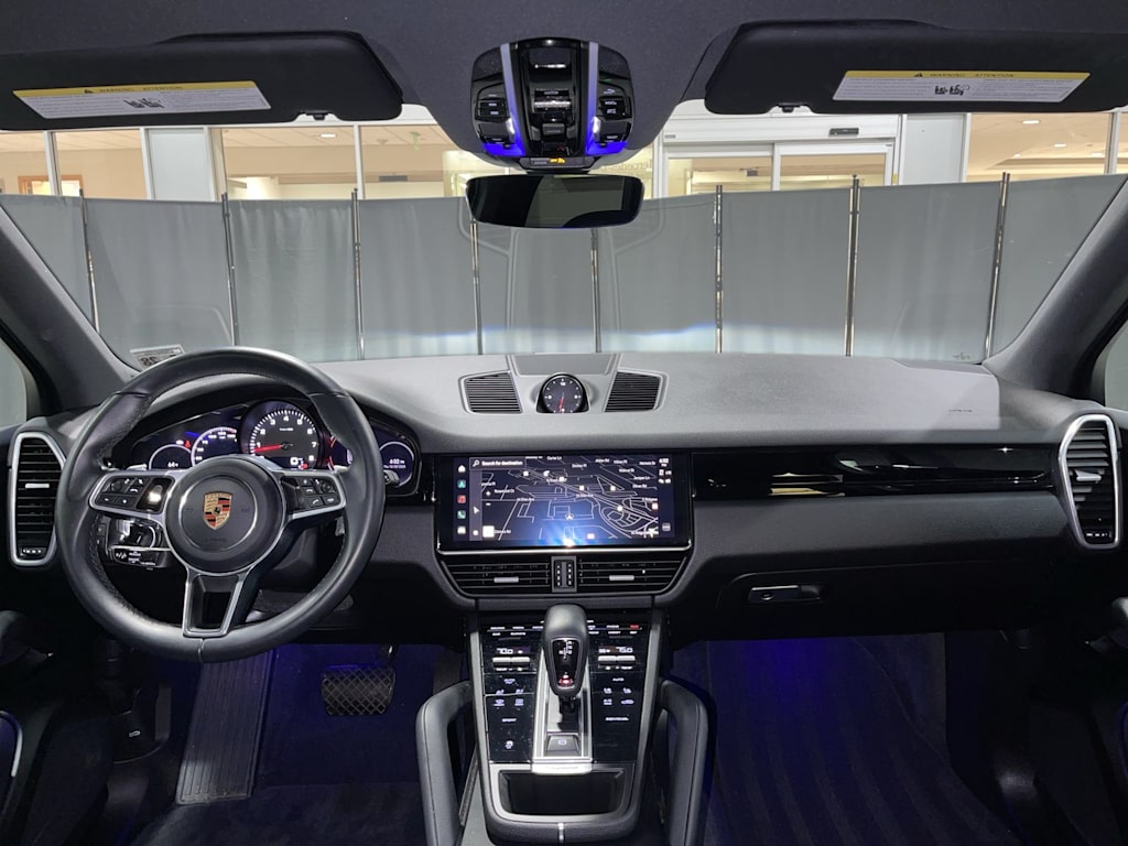Thumbnail: 2023 Porsche Cayenne - 2