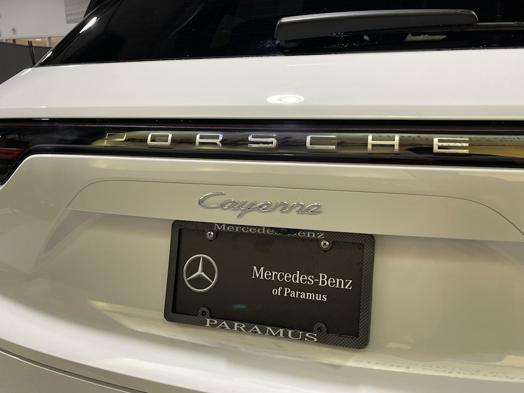 Thumbnail: 2023 Porsche Cayenne - 7