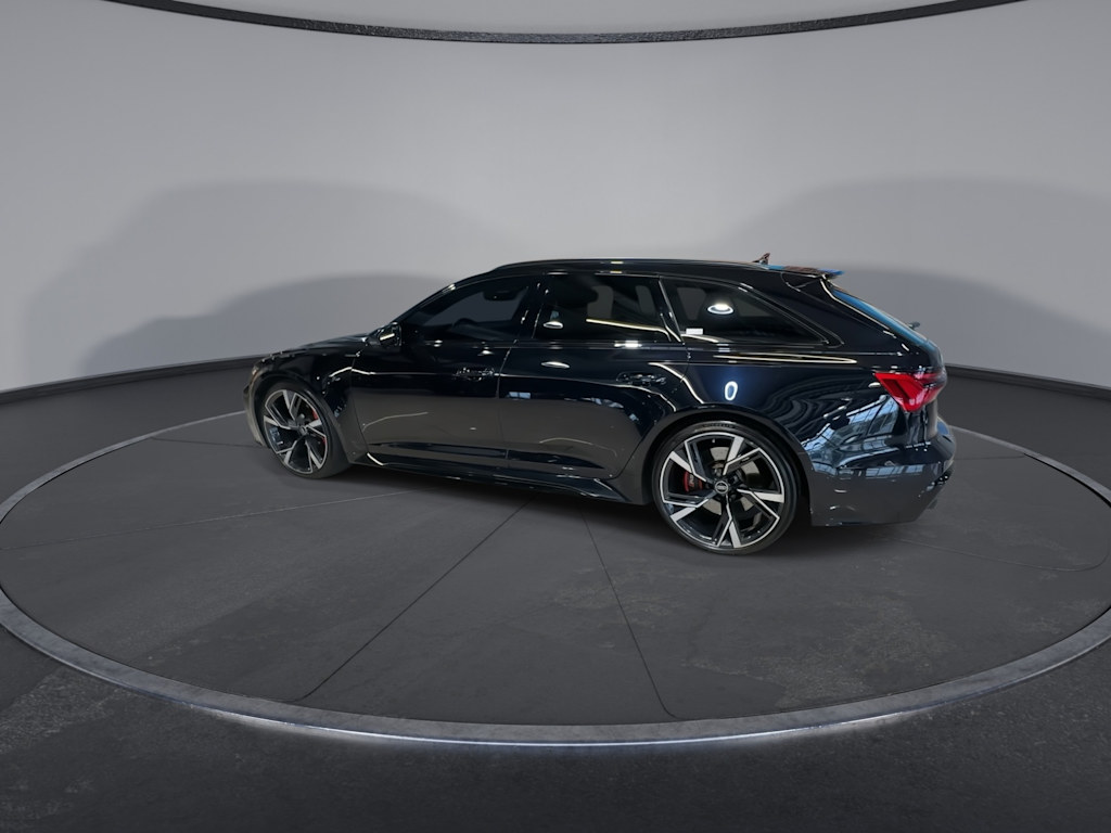 Thumbnail: 2023 Audi RS 6 - 21