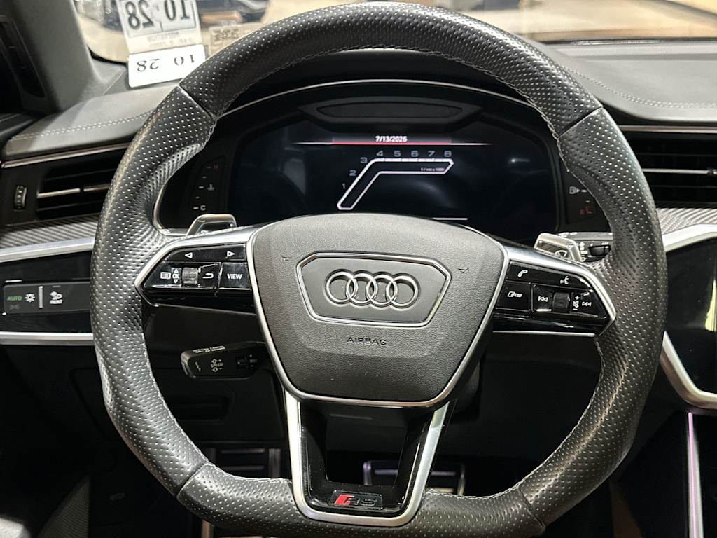 Thumbnail: 2023 Audi RS 6 - 2