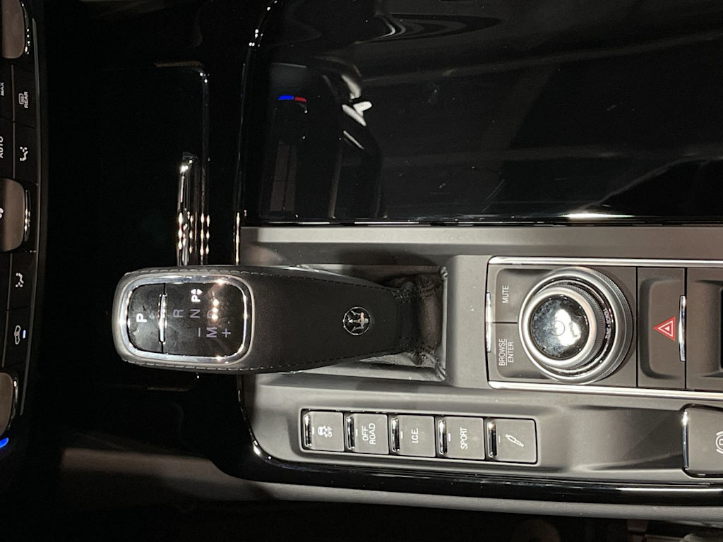 Thumbnail: 2024 Maserati Levante - 15