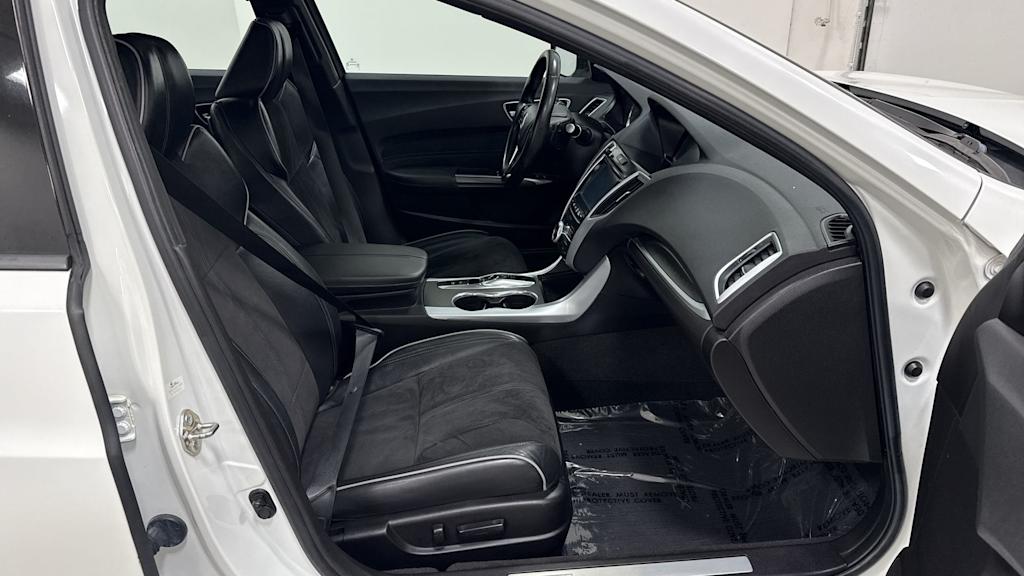 Thumbnail: 2019 Acura TLX - 31