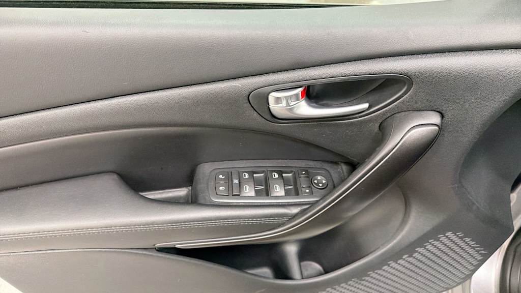 Thumbnail: 2016 Dodge Dart - 25