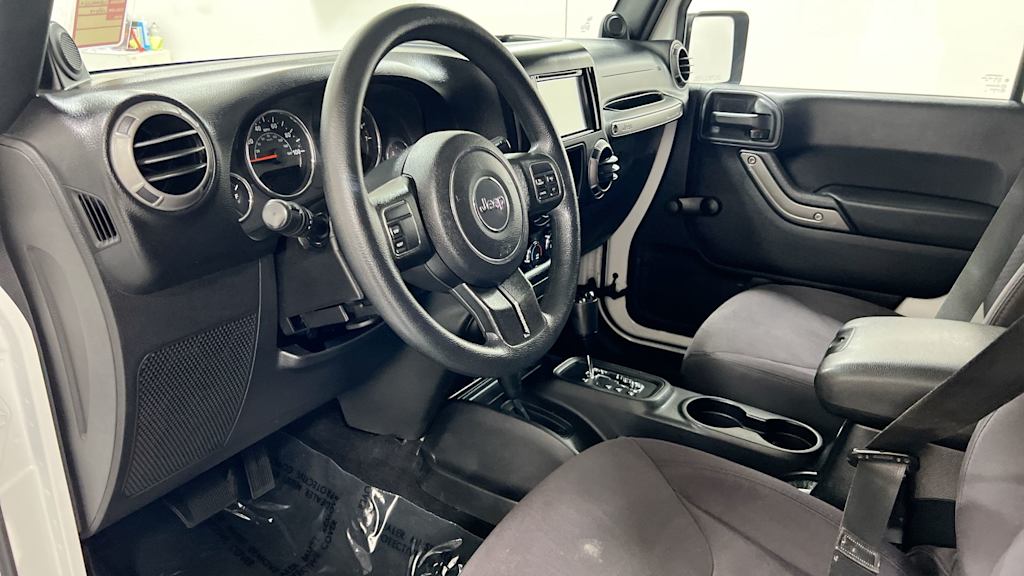 2014 Jeep Wrangler Sport 2