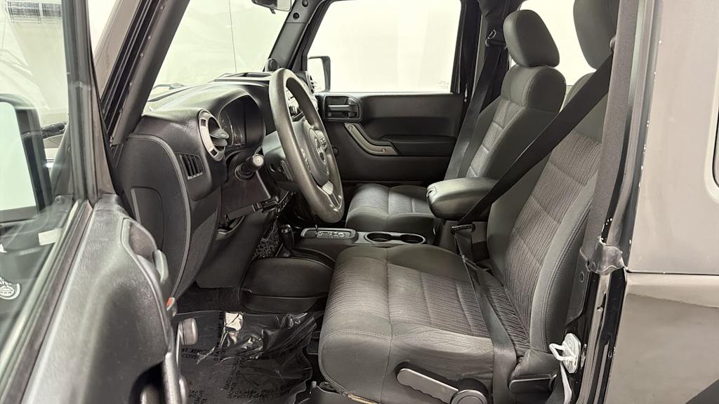 Thumbnail: 2012 Jeep Wrangler - 12