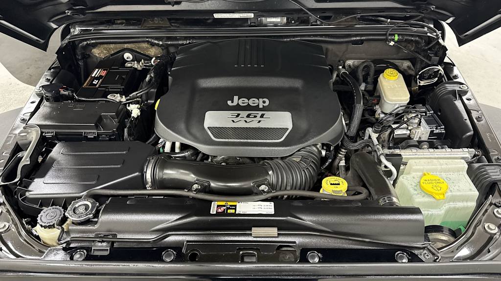 Thumbnail: 2013 Jeep Wrangler - 8