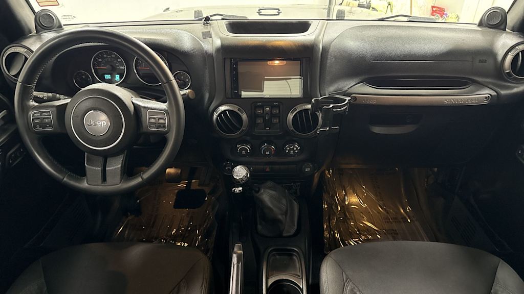 Thumbnail: 2013 Jeep Wrangler - 13