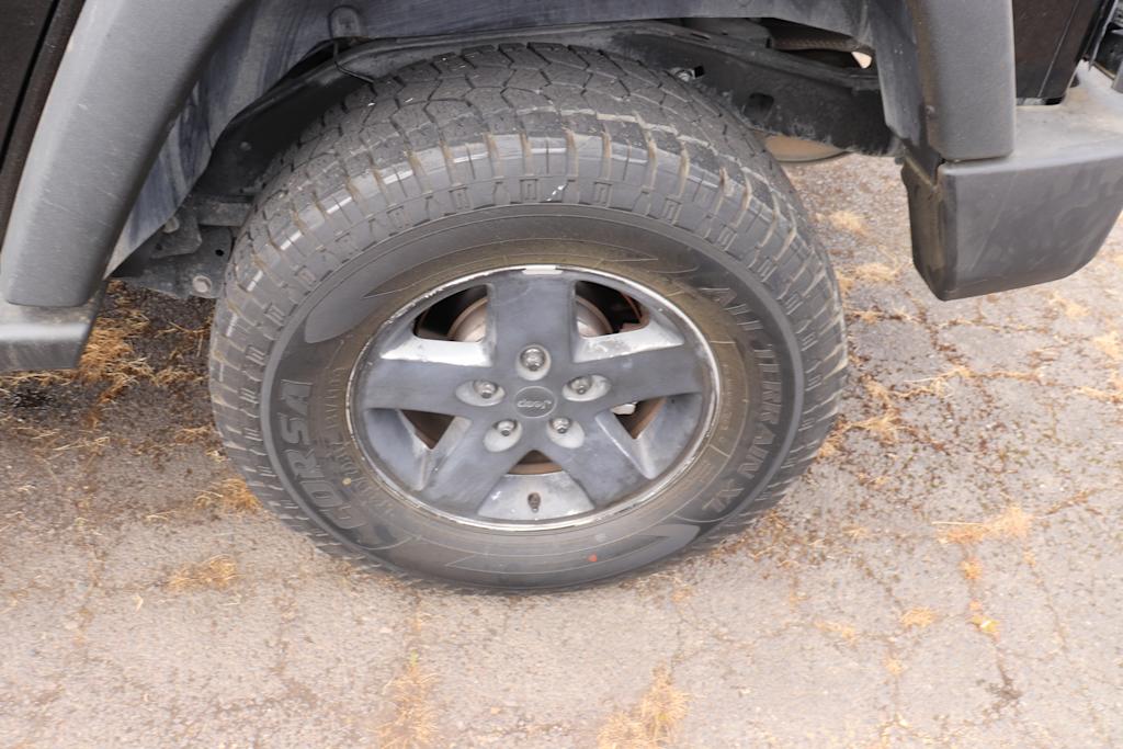 Thumbnail: 2015 Jeep Wrangler - 7