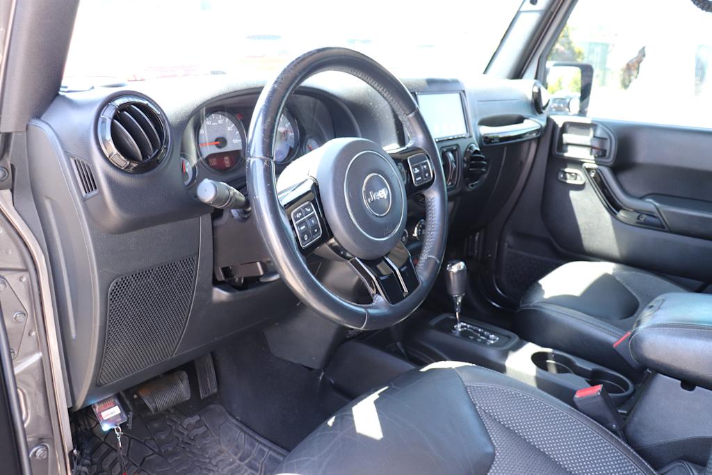 Thumbnail: 2016 Jeep Wrangler - 2