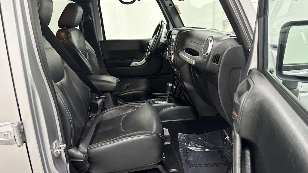 Thumbnail: 2016 Jeep Wrangler - 29