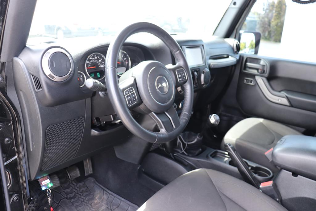 Thumbnail: 2016 Jeep Wrangler - 2