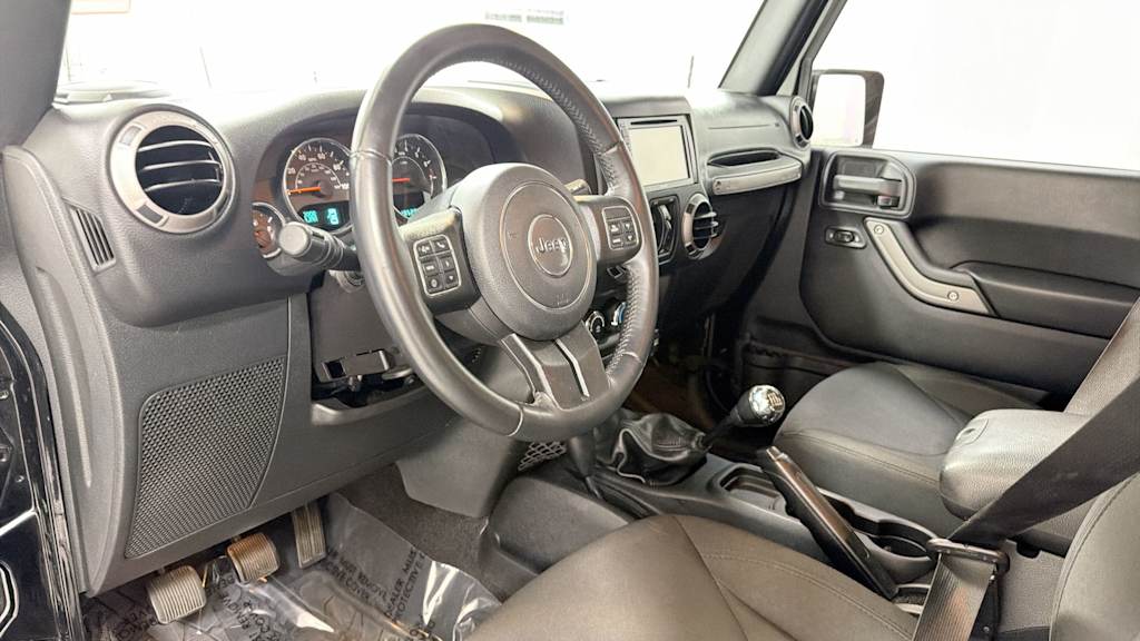 Thumbnail: 2016 Jeep Wrangler - 2
