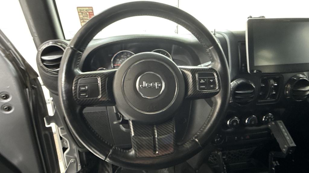 Thumbnail: 2018 Jeep Wrangler - 9