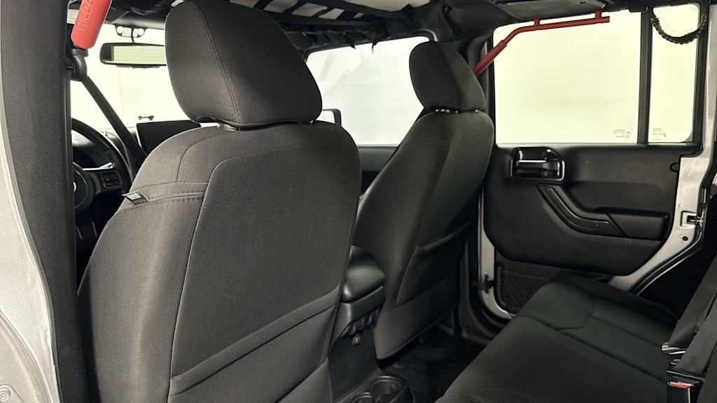 Thumbnail: 2018 Jeep Wrangler - 28