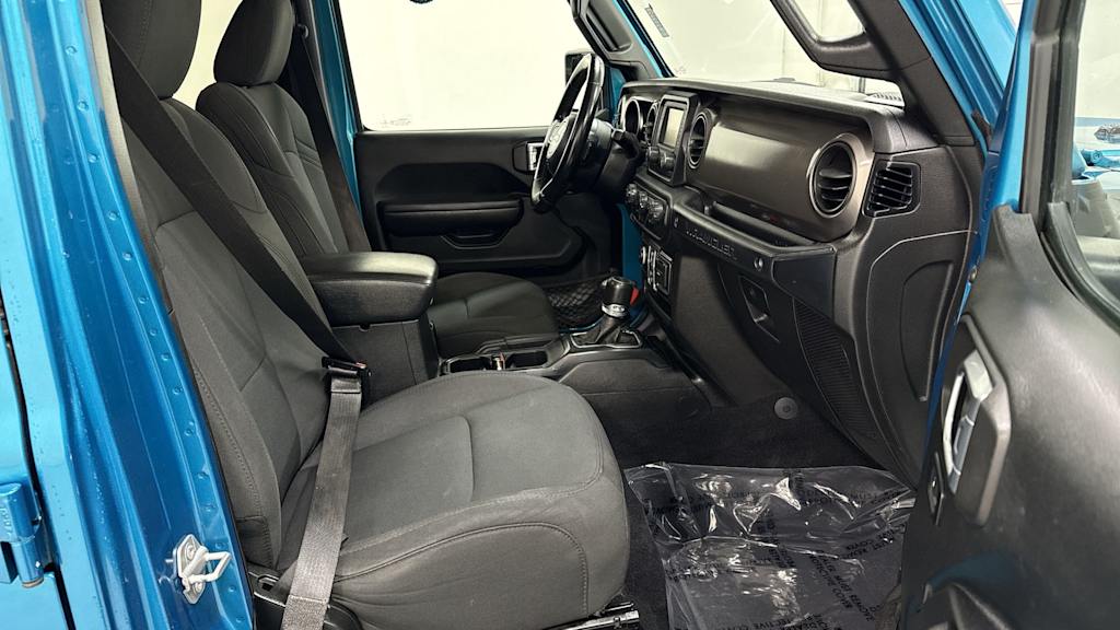 Thumbnail: 2020 Jeep Wrangler - 12