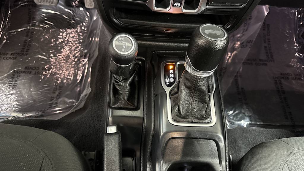 Thumbnail: 2020 Jeep Wrangler - 16