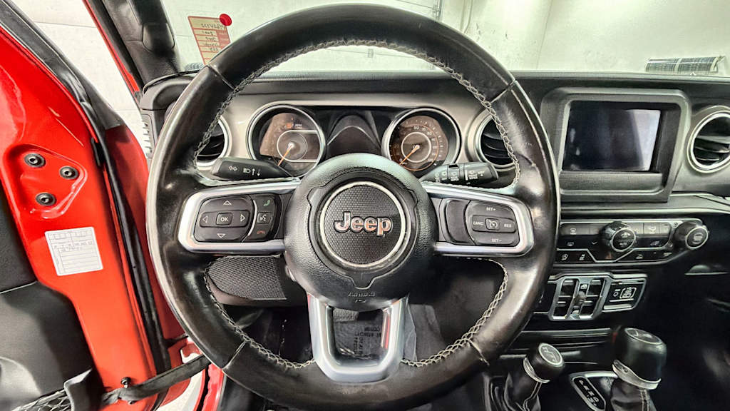 Thumbnail: 2021 Jeep Wrangler - 9