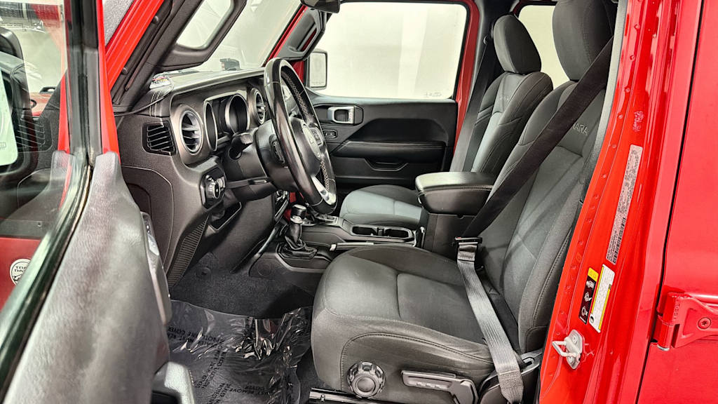 Thumbnail: 2021 Jeep Wrangler - 10