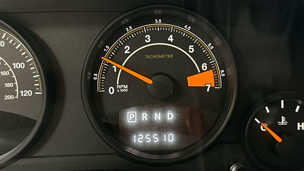 Thumbnail: 2016 Jeep Patriot - 16