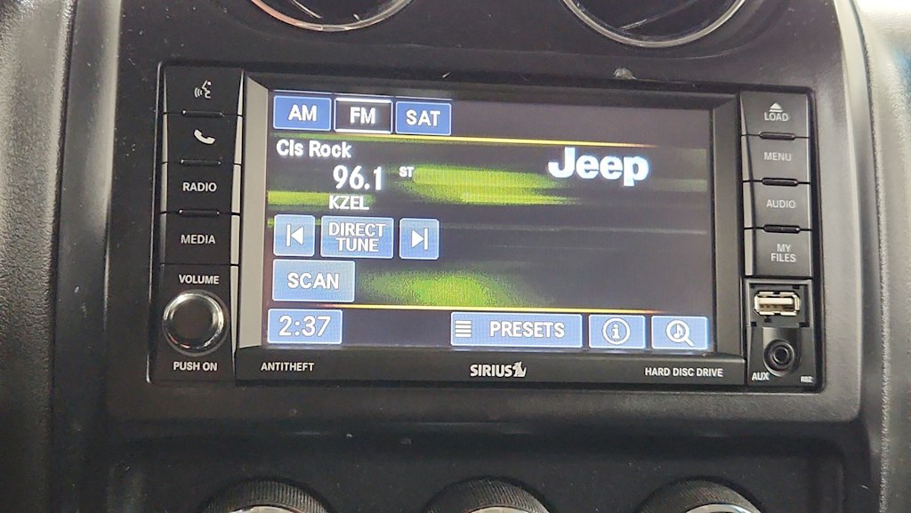 Thumbnail: 2014 Jeep Patriot - 13