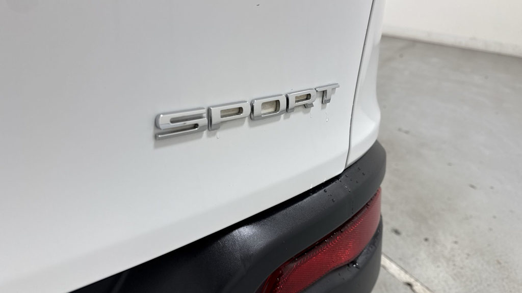 Thumbnail: 2017 Jeep Cherokee - 6