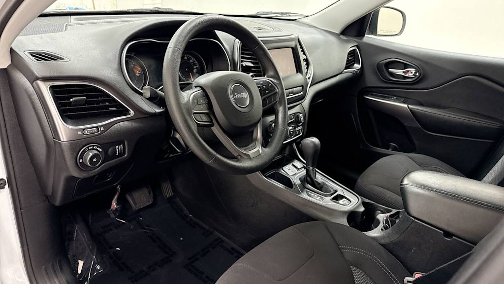 2019 Jeep Cherokee Latitude 2