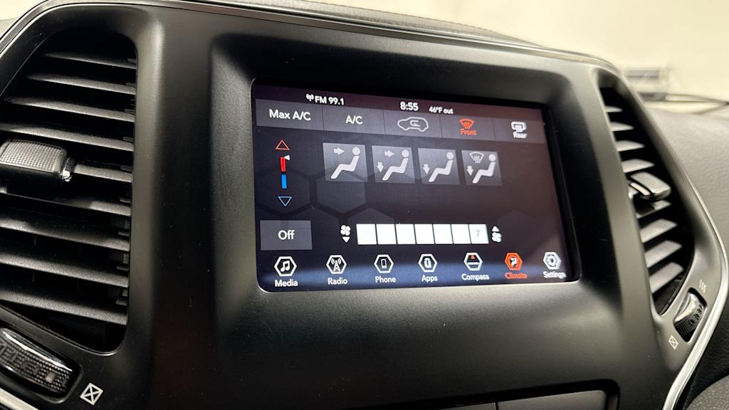 2019 Jeep Cherokee Latitude 27