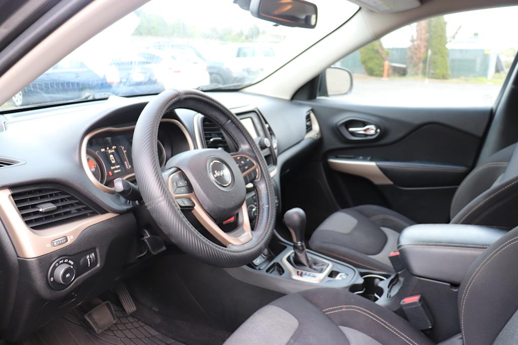2018 Jeep Cherokee Latitude 2