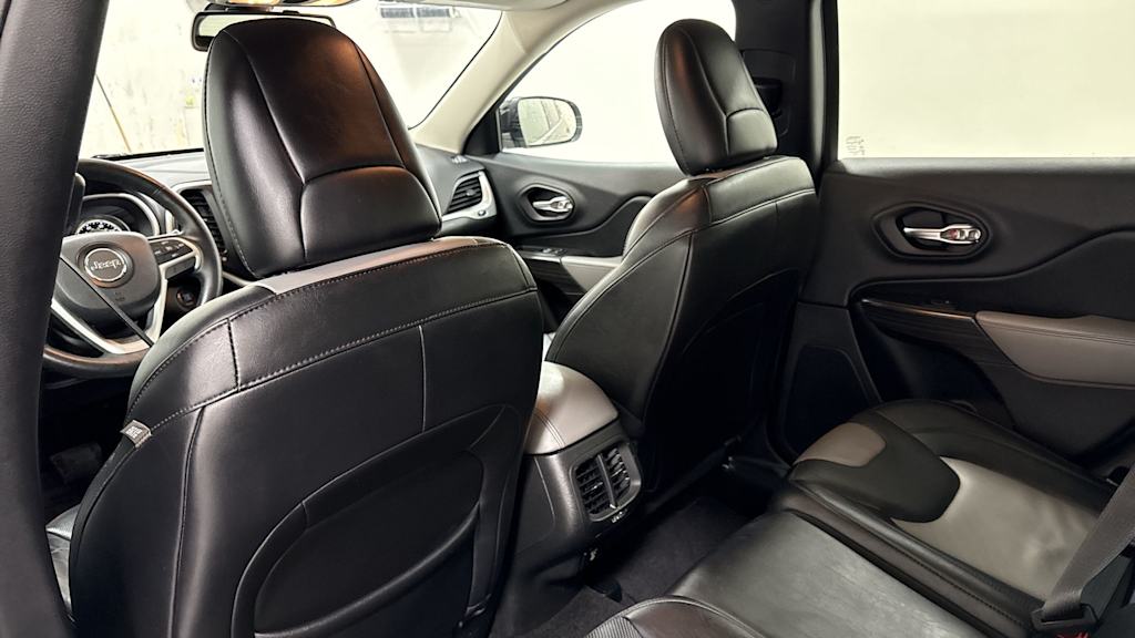 Thumbnail: 2014 Jeep Cherokee - 31