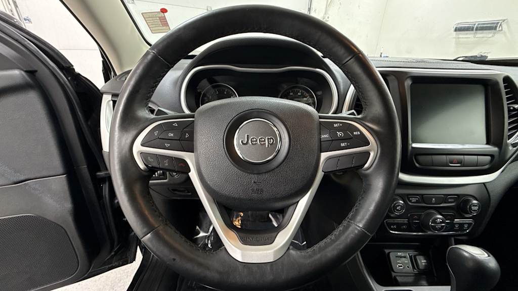 Thumbnail: 2014 Jeep Cherokee - 9