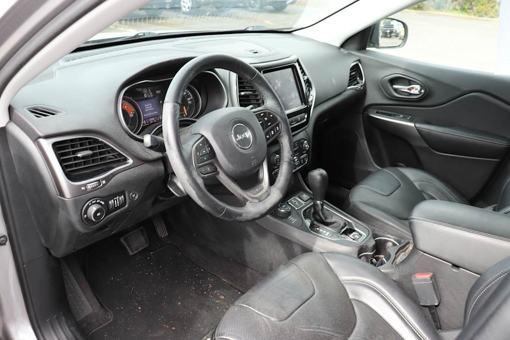 Thumbnail: 2019 Jeep Cherokee - 2