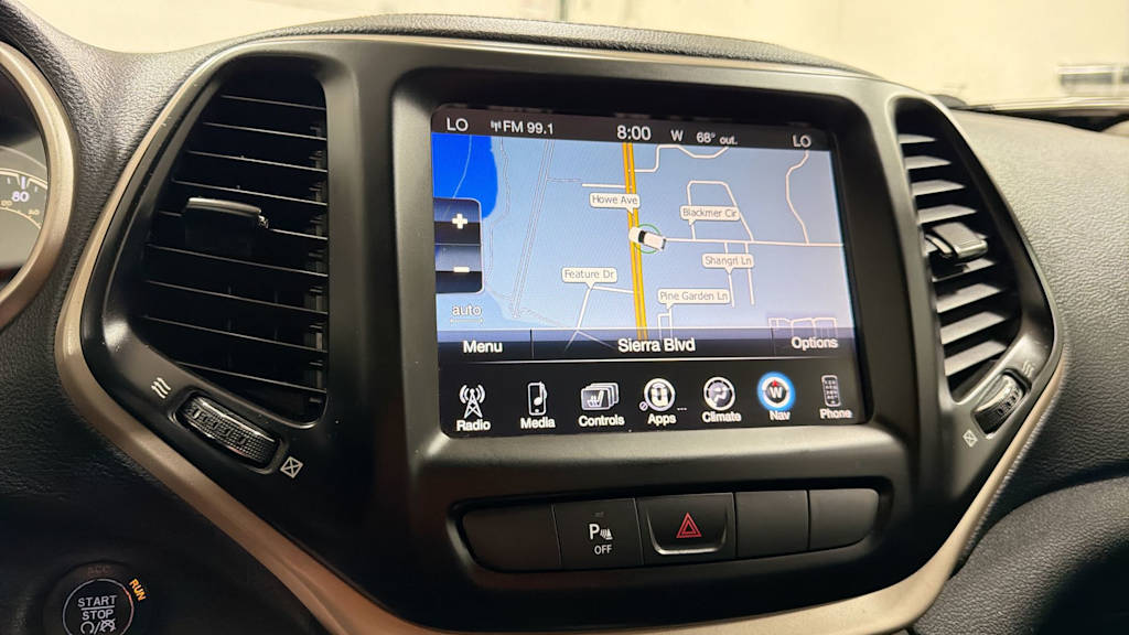 Thumbnail: 2015 Jeep Cherokee - 28