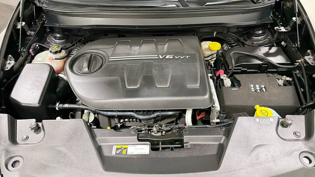 Thumbnail: 2015 Jeep Cherokee - 8
