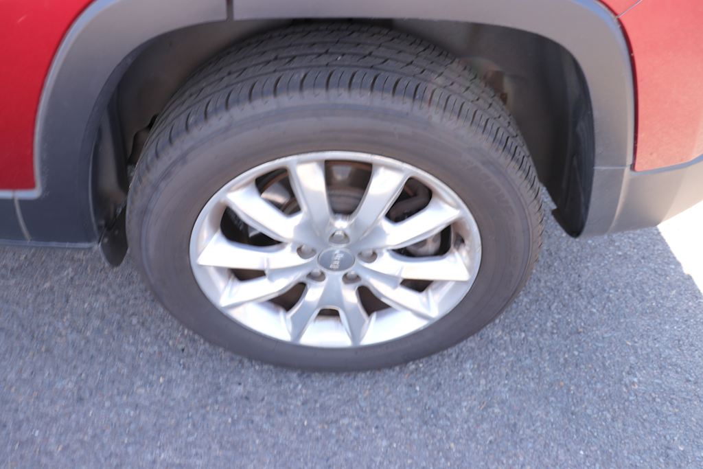 Thumbnail: 2016 Jeep Cherokee - 6