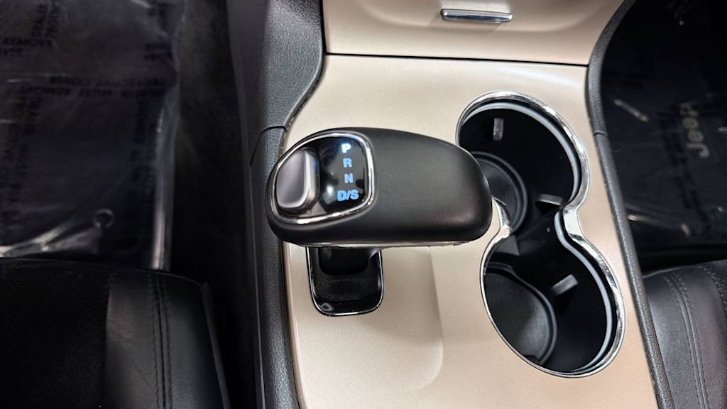 Thumbnail: 2014 Jeep Grand Cherokee - 16