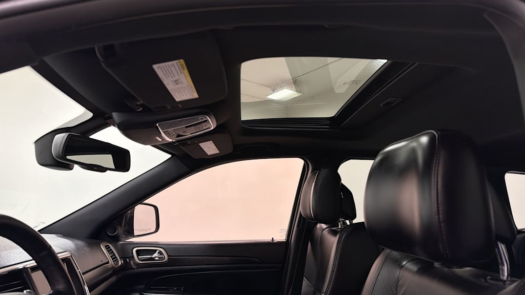 Thumbnail: 2014 Jeep Grand Cherokee - 28