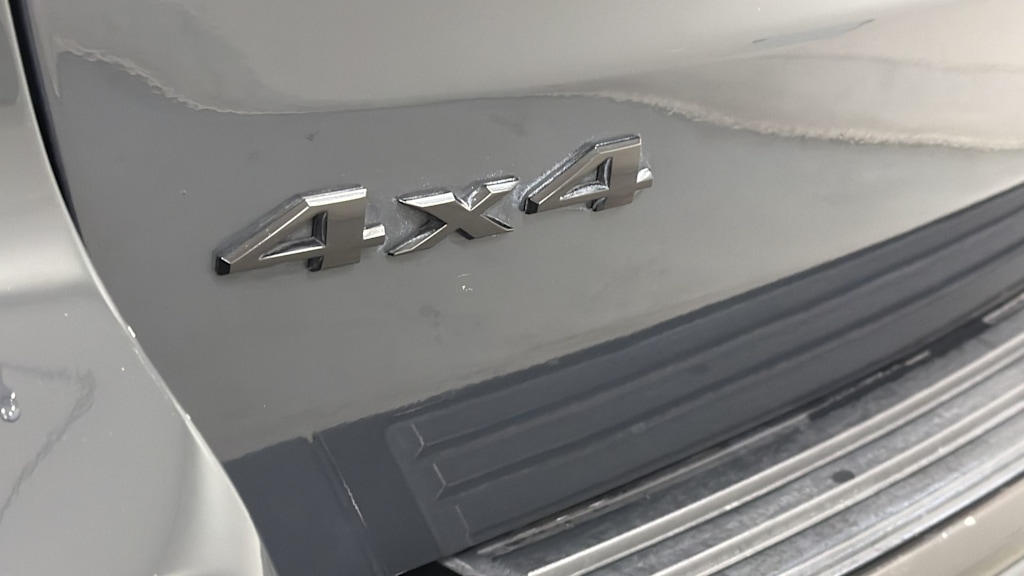 Thumbnail: 2017 Jeep Grand Cherokee - 30