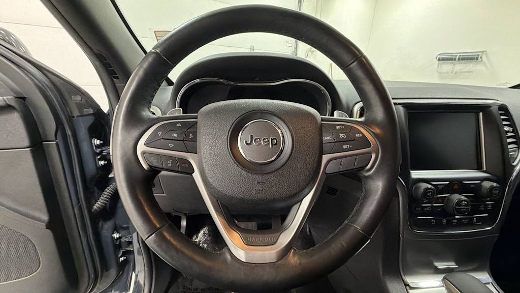 Thumbnail: 2017 Jeep Grand Cherokee - 10