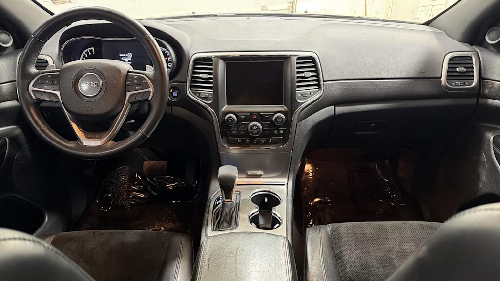 Thumbnail: 2017 Jeep Grand Cherokee - 14