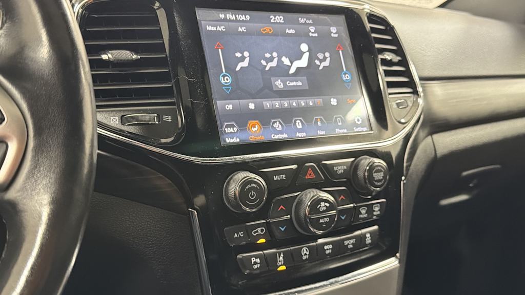 Thumbnail: 2020 Jeep Grand Cherokee - 28