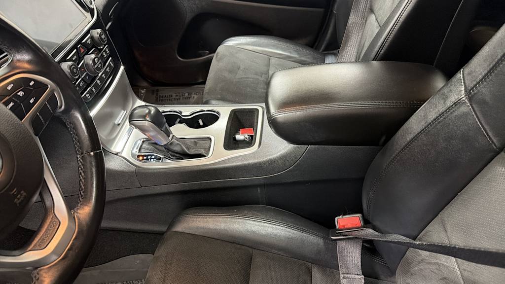 Thumbnail: 2020 Jeep Grand Cherokee - 12