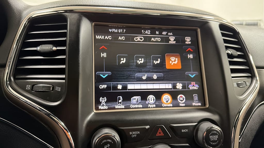 Thumbnail: 2016 Jeep Grand Cherokee - 29